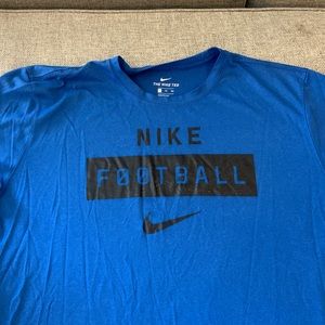 Nike mens tshirt, size XXL.